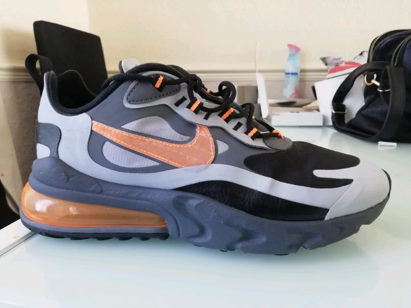 grey nike 270 react