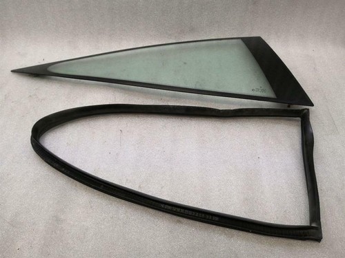 PORSCHE 911 996 TARGA Right Rear 1/4 Glass 99654311106 GLAS ¼ Hinten Rechts MK2