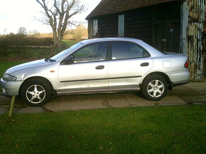 Mazda 323 1997