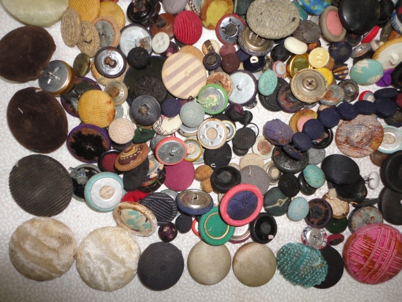 LOT of Different Assorted FABRIC BUTTONS~VINTAGE & OTHERS - All Shape & Sizes