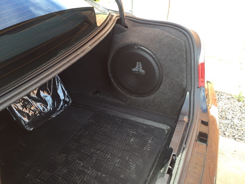 BMW E60 5series custom subwoofer enclosure, 12" subwoofer, amp, wiring