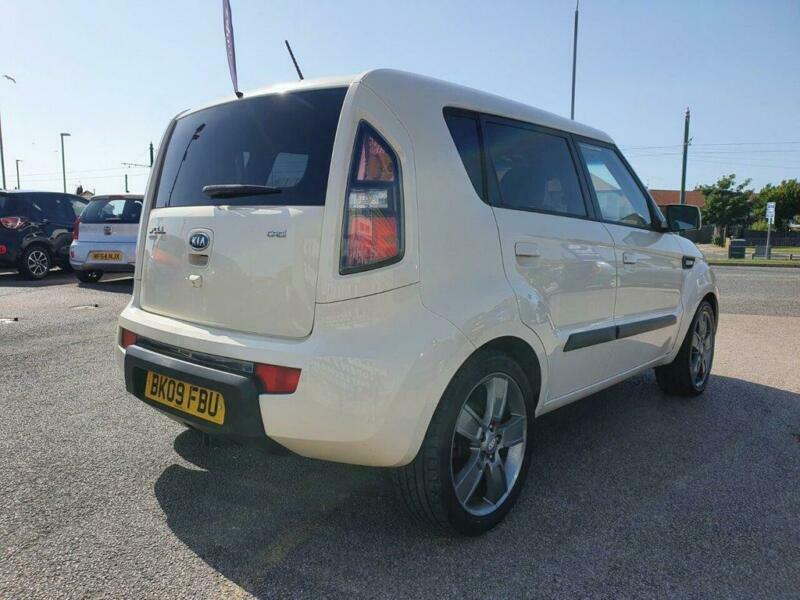 2009 09 KIA SOUL 1.6 SHAKER CRDI 5 DOOR 127 BHP DIESEL MANUAL HATCHBACK