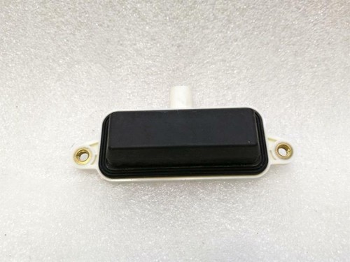 TESLA MODEL X P100D Boot Handle 1055631-00-B Heckklappe Griff