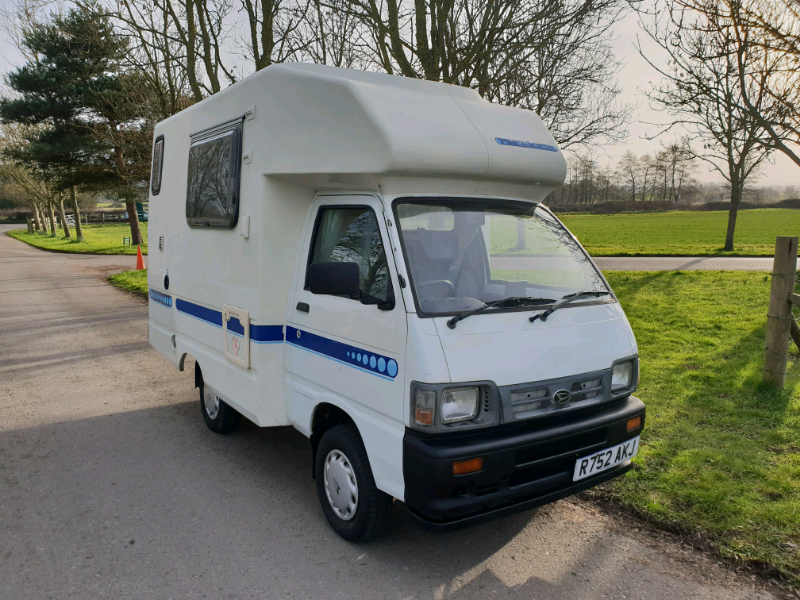 Daihatsu hijet camper