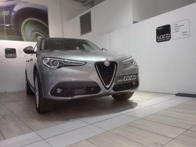 Alfa Romeo Stelvio 2 2 Turbodiesel 210 Cv At8 Q4 Executive