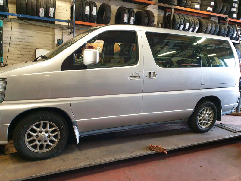 Nissan elgrand 3