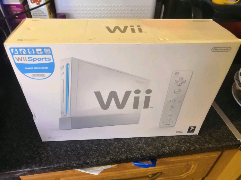 Wii console boxed and games in Stocksbridge, South Yorkshire Gumtree