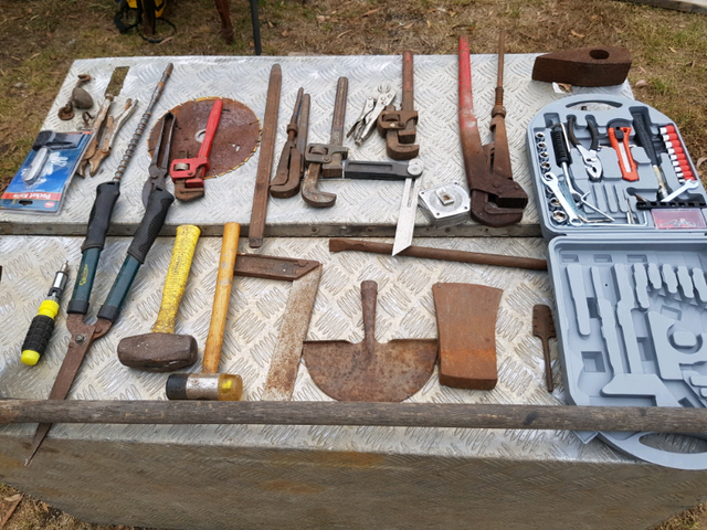 Second hand tools with Aluminum tool box | Hand Tools | Gumtree