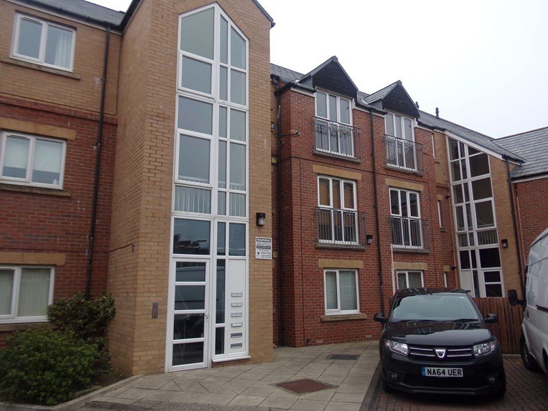 Fantastic 2 Bedroom Ground Floor Apartment, Victoria Mews, Whitley Bay