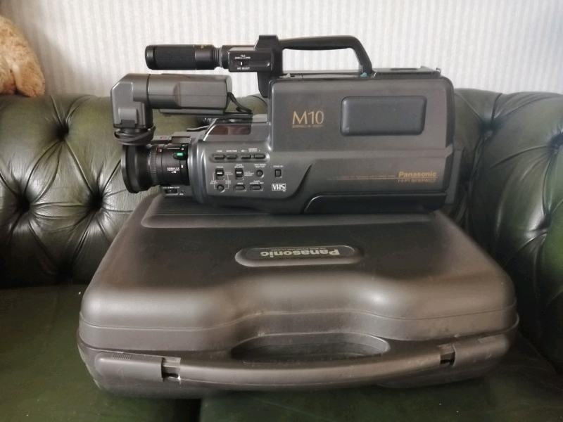 PANASONIC M10 PROFESSIONAL VINTAGE VHS CAMCORFER in Epsom, Surrey