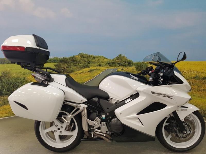 vfr800 top box