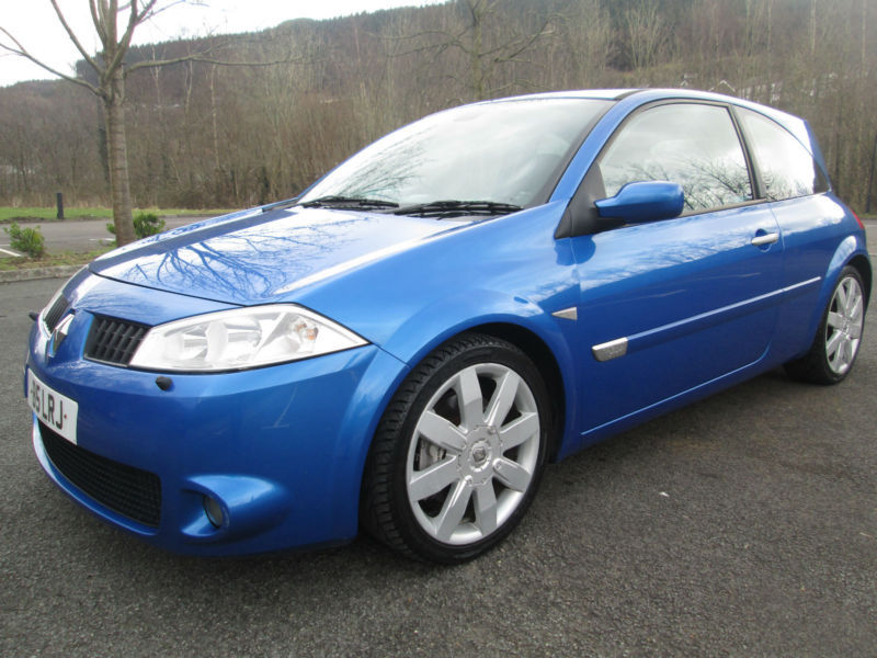 04/54 RENAULT MEGANE SPORT 225 3DR HATCH IN MET BLUE WITH ...
