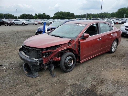 Used Left Tail Light Assembly fits: 2015 Nissan Altima quarter panel mounted Sdn