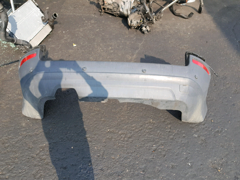 Volvo XC90 rear bumper with reflectors and parking sensors in