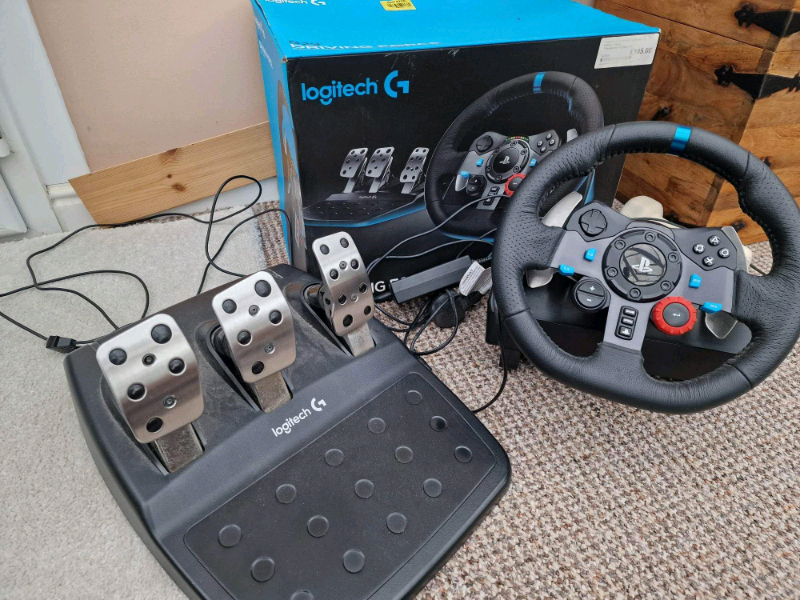 Logitech Driving Force G29 PlayStation & PC Racing Wheel & Pedals in