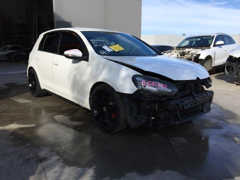 2010 Golf VW OVERFLOW BOTTLE GEN 6 12/08-03/13  5K0121251AA image 4