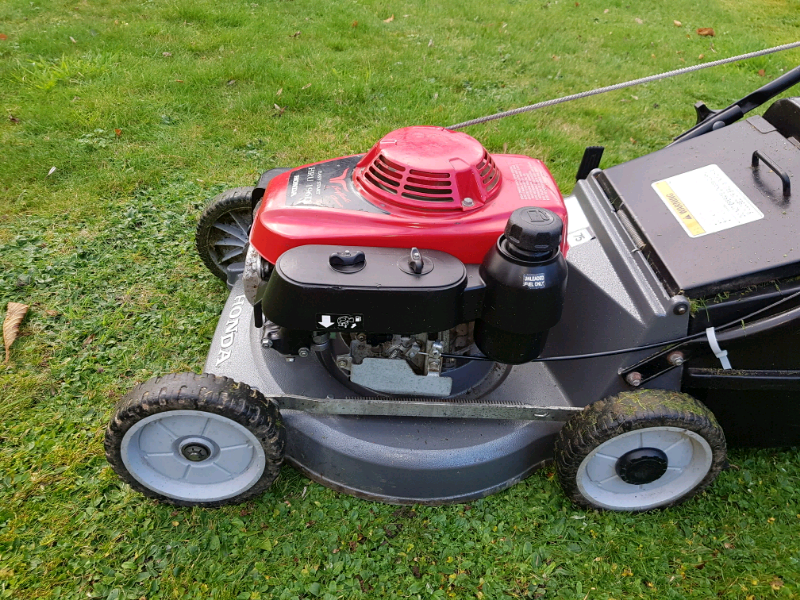 Honda HRU196D Mulch and Catch lawnmower in Bournemouth, Dorset Gumtree