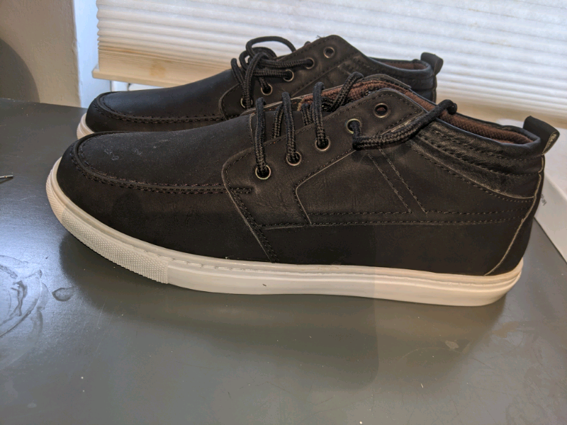 Men's Newport Shoes | in Hackney, London | Gumtree