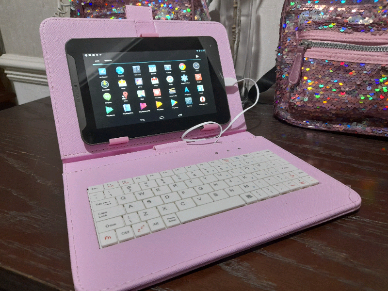 7.5inch Android Tablet +keyboard wifi bluetooth in Wolverhampton