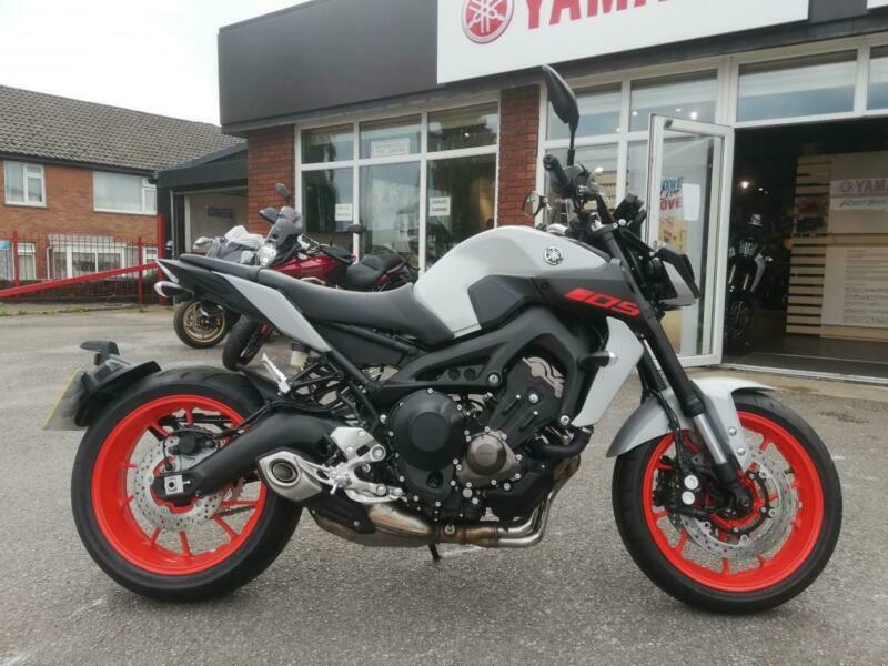 YAMAHA MT09 50 MILES ON THE CLOCK EX DEMO,20 PLATE,YAMAHA WARRANTY