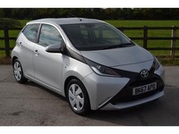 2017 Toyota AYGO VVT-i x-play Hatchback Petrol Manual