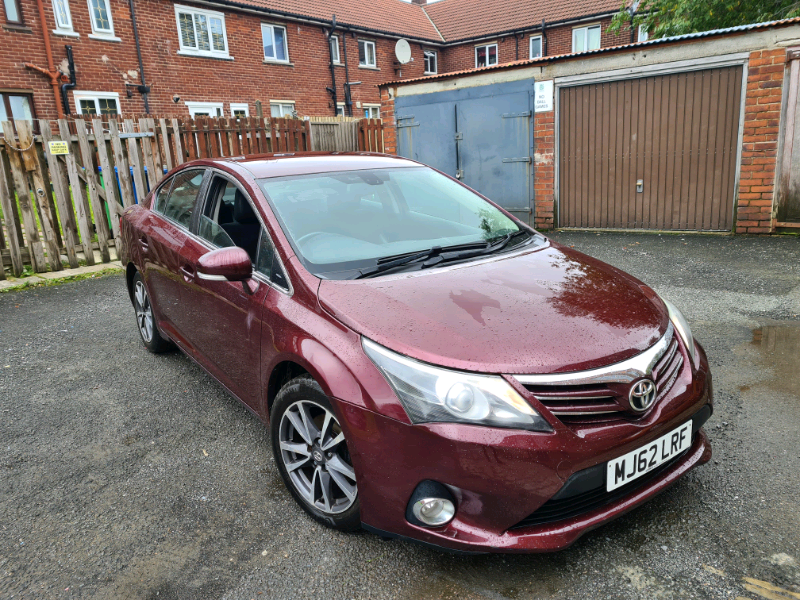 Toyota avensis trd