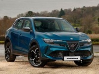 2025 Alfa Romeo Junior 1.2 Turbo Ibrida 5dr Auto Hatchback Petrol Automatic