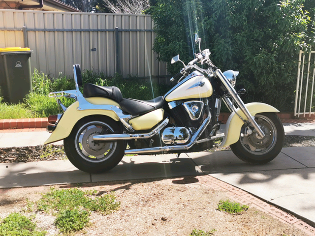 Suzuki intruder vl1500lc