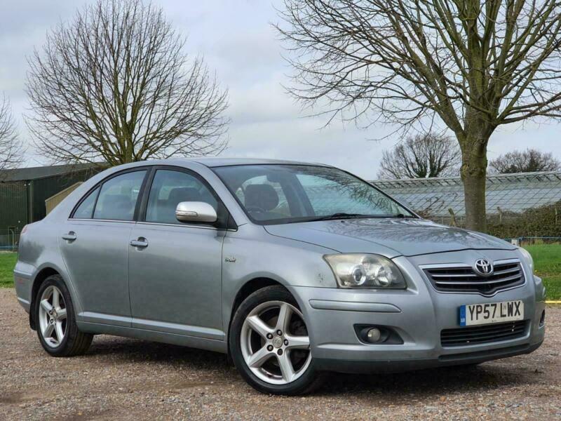 Toyota avensis 2007 года
