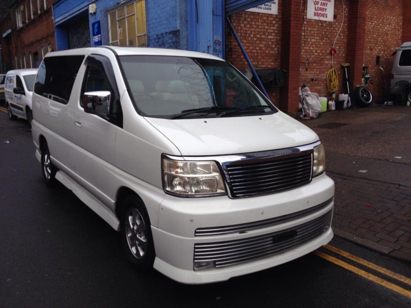 Nissan homy elgrand