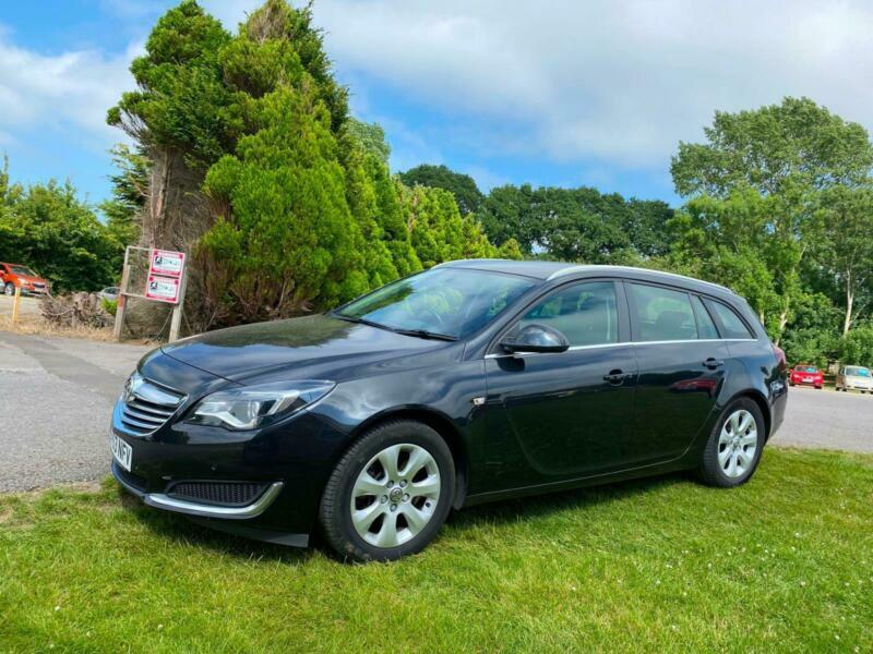 13 Vauxhall Insignia 2 0 Cdti 140 Diesel Black Estate Tourer Ecoflex Design In Sherborne Dorset Gumtree