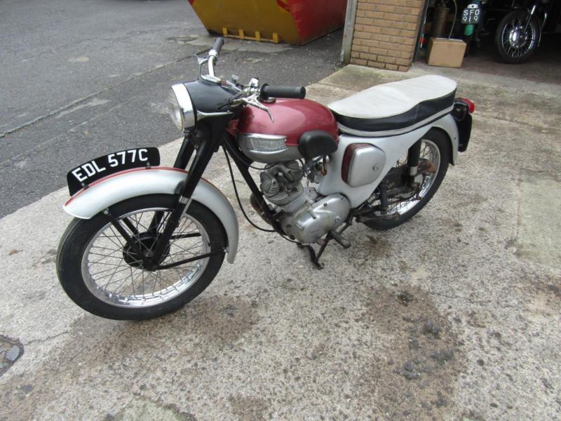 triumph tiger cub square cylinder head