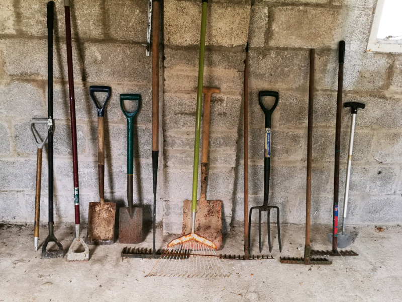 Garden tools in Porthcawl, Bridgend Gumtree