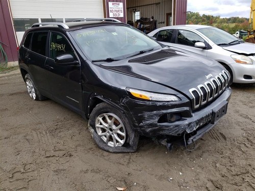 Used Front Right Door Assembly Front fits: 2014 Jeep Cherokee electric laminated