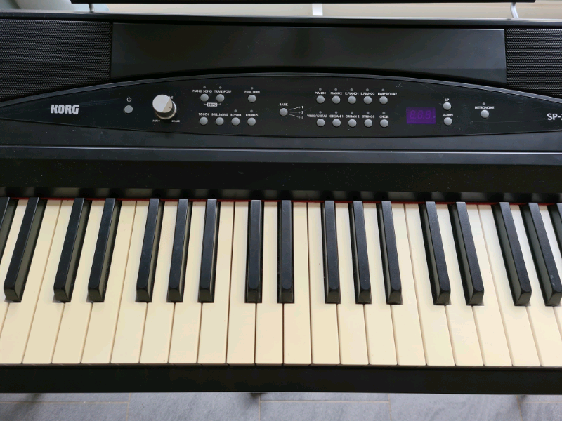 Digital piano sp280 in Bridgend Gumtree