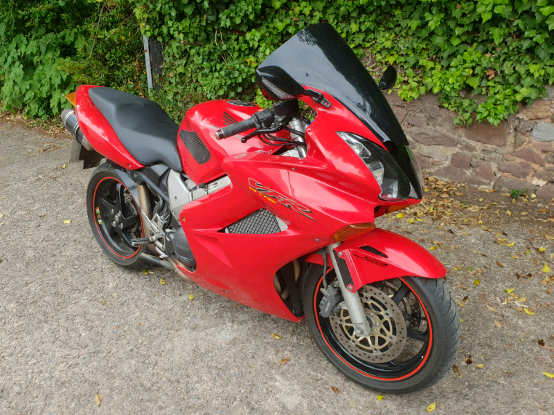 Honda vfr800 vtec