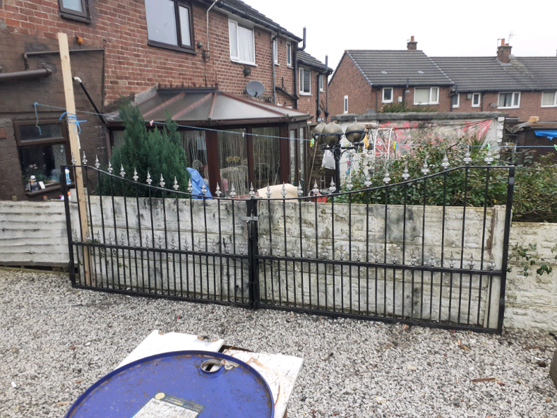 Wrought iron gates / driveway gates / garden gates / metal gates in St Helens, Merseyside