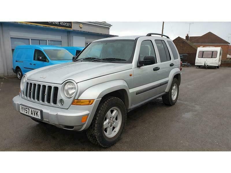 Jeep Cherokee Crd Sport Estate 2.8 Manual Diesel in Chesterfield