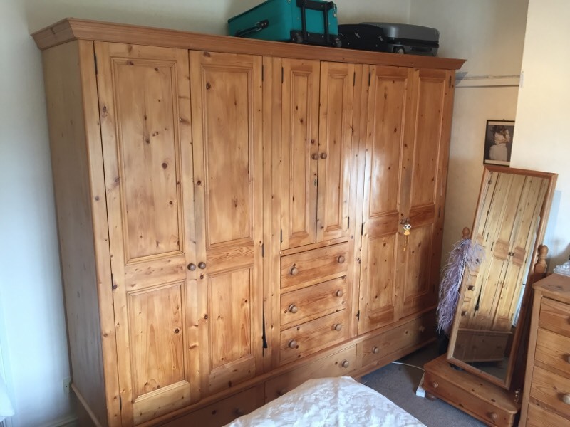 Triple Solid Pine Wardrobe 7ft Tall / 8ft Wide / 2ft Dept in