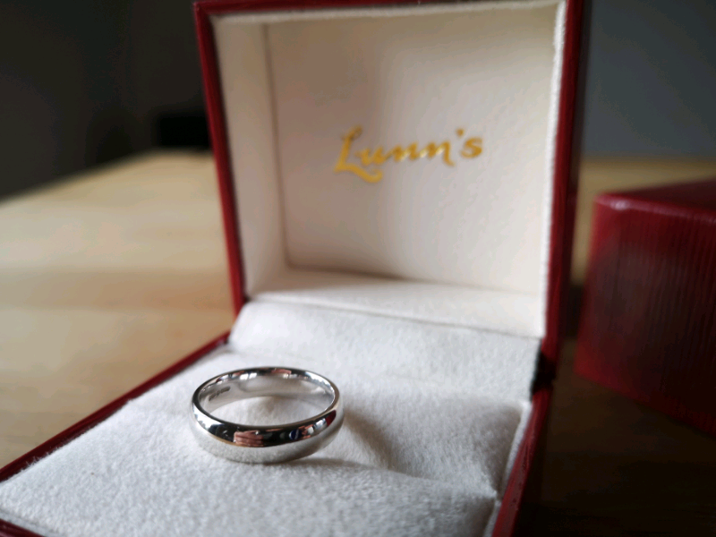 Lunns Mens Wedding Ring (Platinum) | in Castlereagh, Belfast | Gumtree