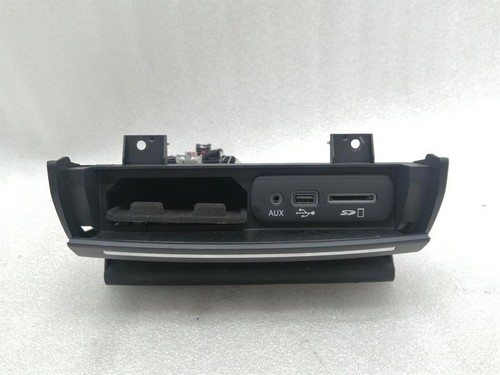 MASERATI QUATTROPORTE VI M156 Ashtray + Media 670066823 RHD RECHTSLENKER