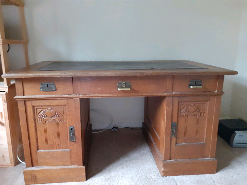 Large antique desk in Beeston, Nottinghamshire Gumtree