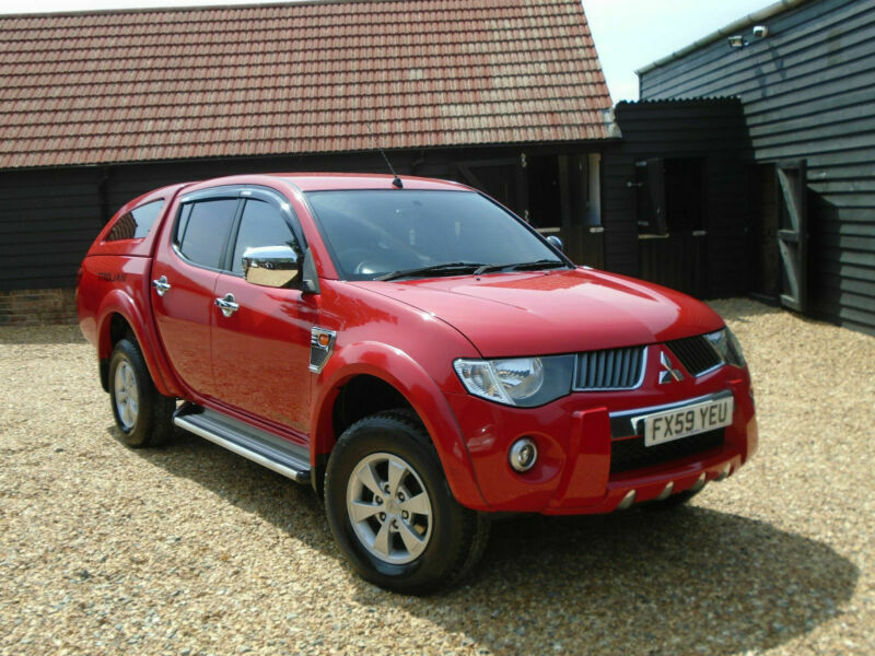 Mitsubishi l200 2009