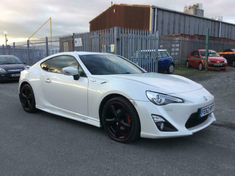 TOYOTA GT86 2.0 ( 201bhp ) D4S AUTO 2012 PEARL WHITE 80K NEW MOT ON
