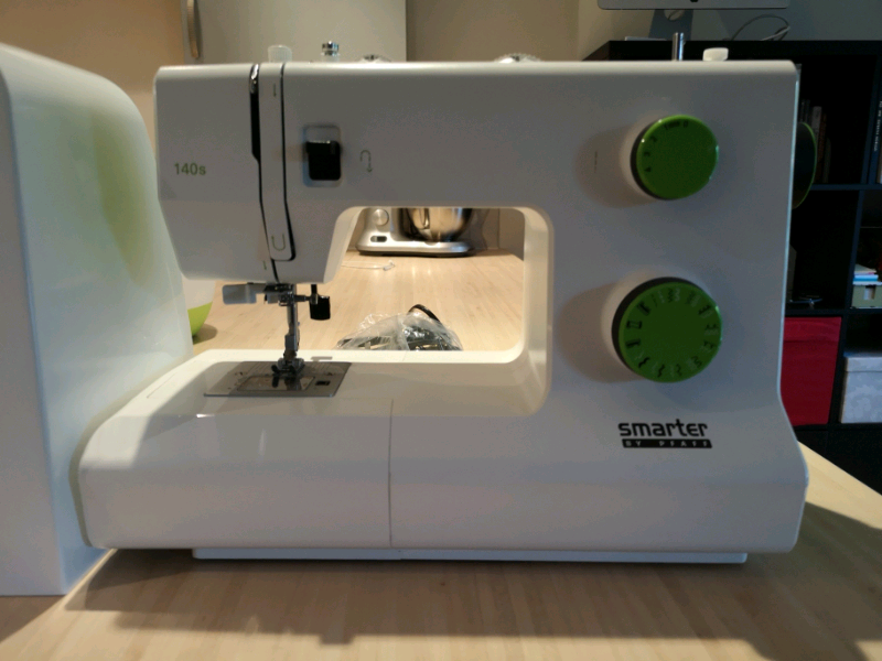 Pfaff Smarter sewing machine in Nottingham, Nottinghamshire Gumtree