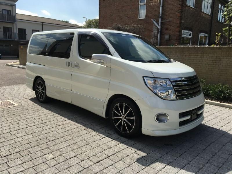 Nissan elgrand 2005