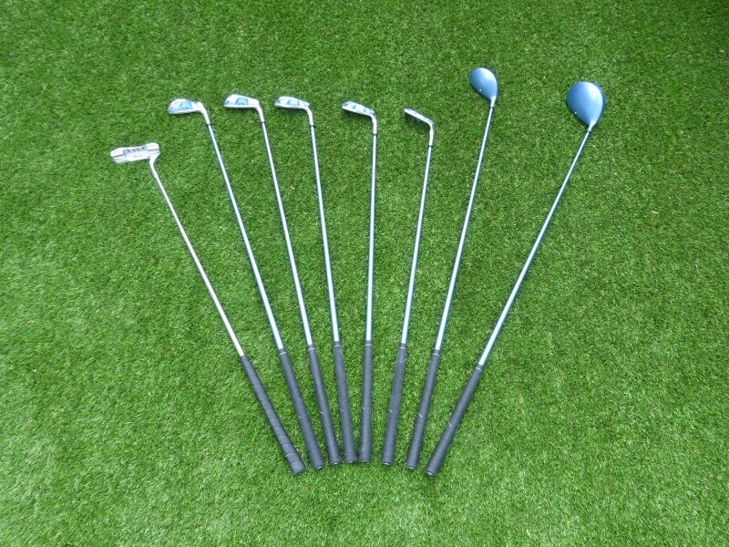 Dunlop 65i women's starter golf club half set. Excellent, as new