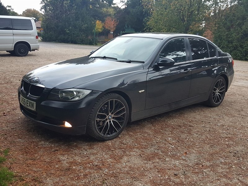 Bmw 320i black