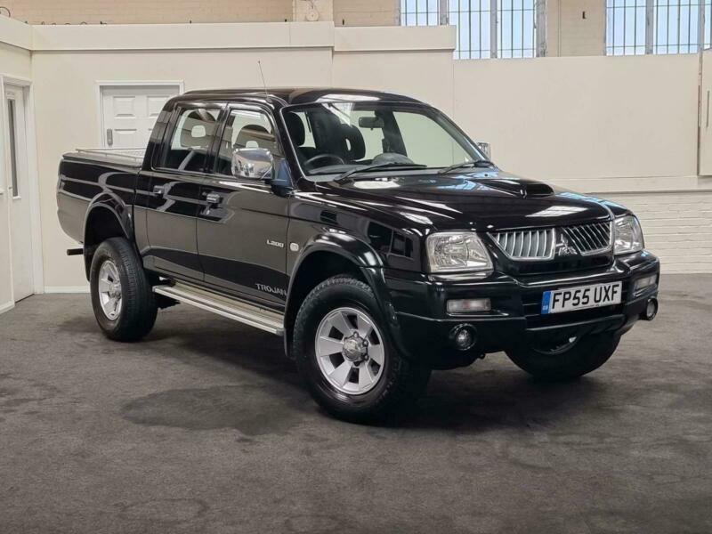 Mitsubishi l200 2005