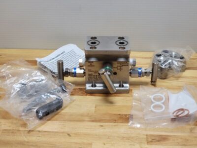 Rosemount Integral Manifold Valve C30403-1210-0000, 0304RT32F11DFL4